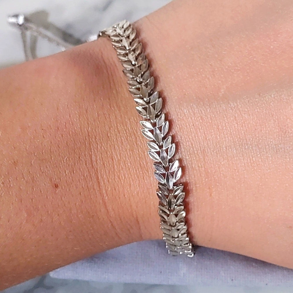 Sterling Silver Leaf Bracelet